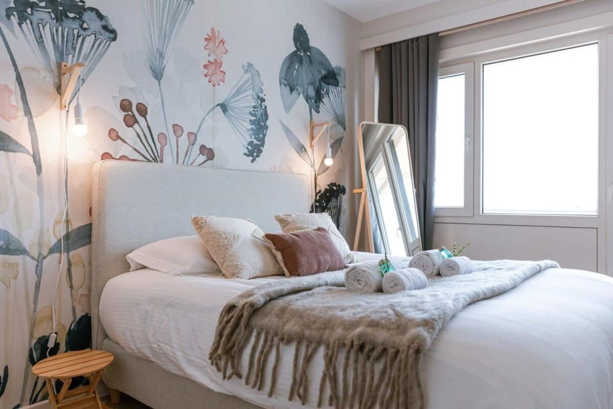 Huswell - Bright Seaview Apartment In Oostende Buitenkant foto